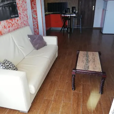 On The And Ocean Sounds דירה