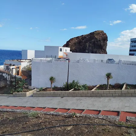 On The And Ocean Sounds דירה